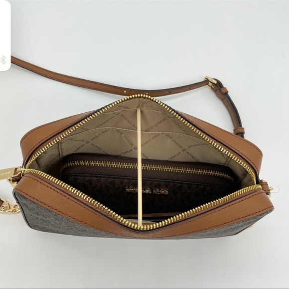 Michael Kors EW Crossbody Bag & Large Flat Mf Phone Case Wallet Leather Brown - Picture 6 of 13